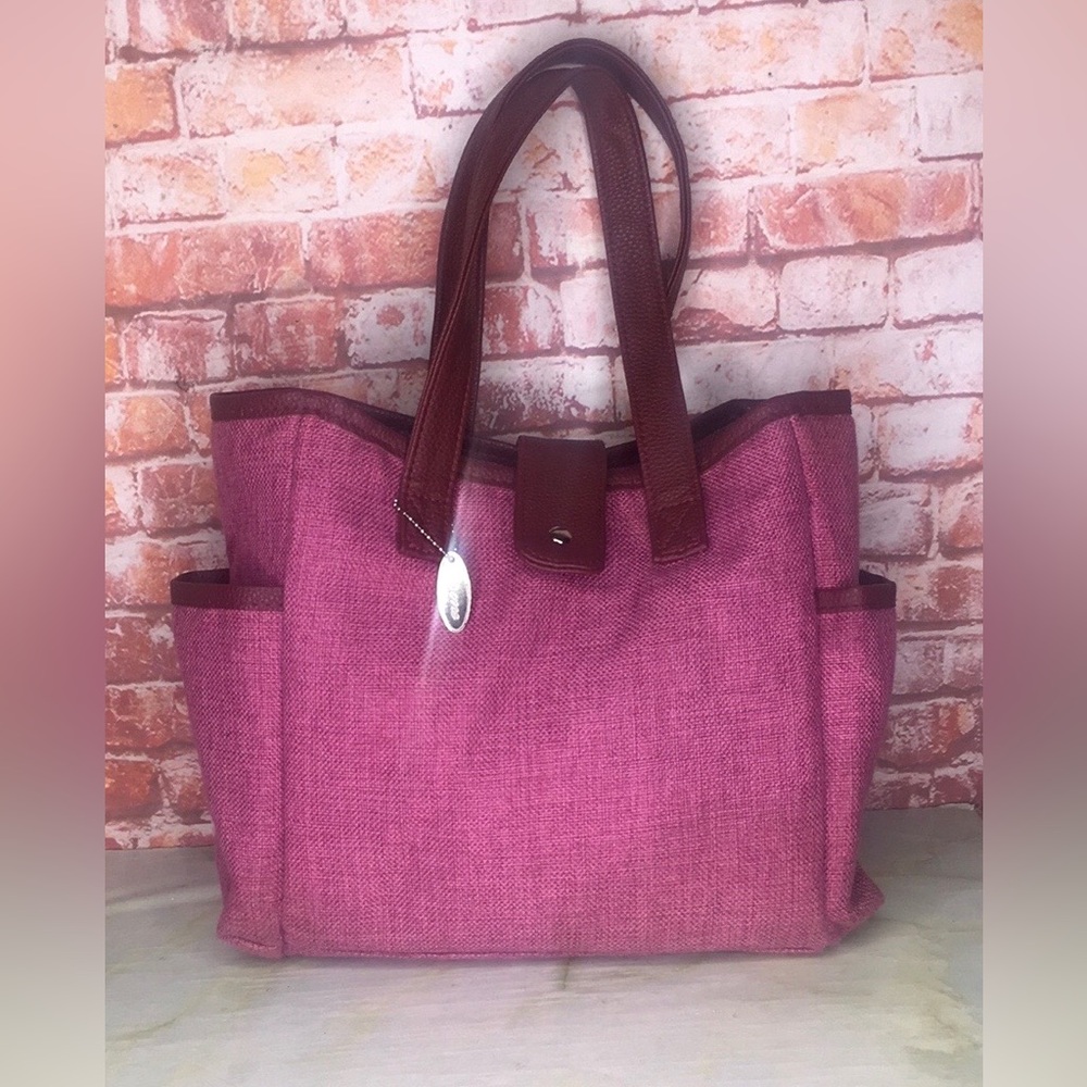 Marc Ecko Carmine Pink Insulated Lunch Tote